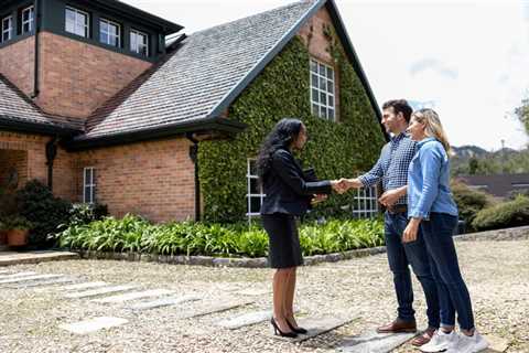 Weekly Mortgage Charges Ease Downward as Lenders Anticipate Fed Cuts – NerdWallet