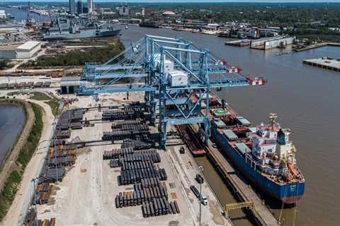 The Impact of International Trade on the Economy of Mobile County, Alabama: An Expert's Perspective