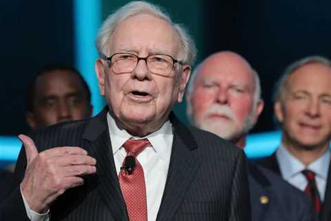 Smart Money Tips from Warren Buffett for Everyone